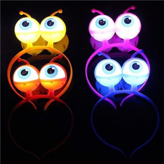 Rengarenk 3 Farklı Fonksiyonda Yanan Led Işıklı Uzaylı Göz Taç 1 Adet 18x12 cm resmi