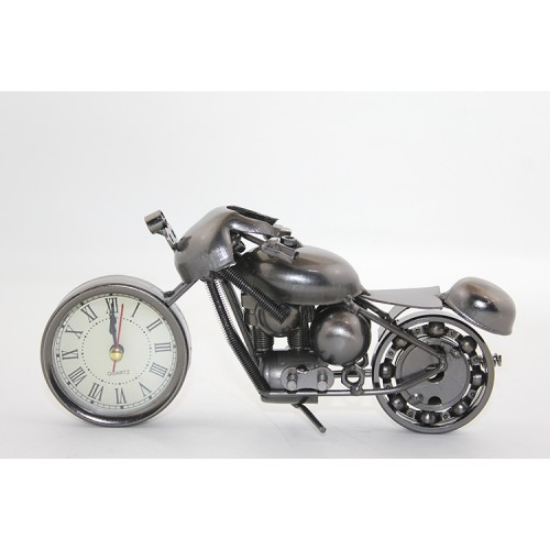Saatli Metal Motor Model 3  resmi