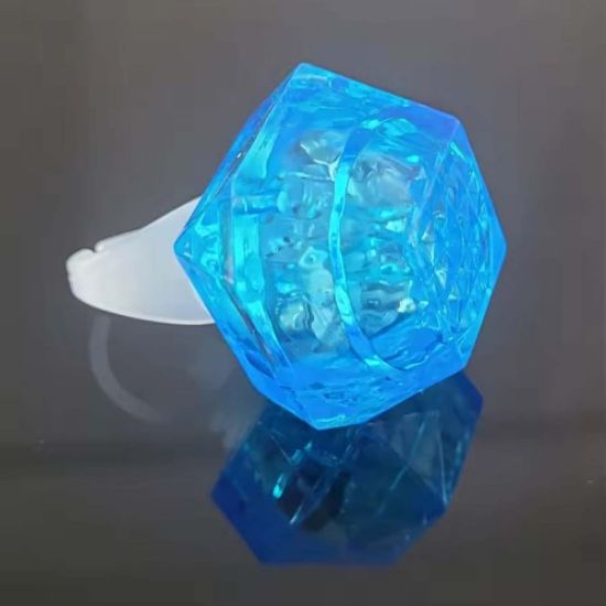 Kristal Tasarımlı Led Işıklı Mavi Yüzük resmi