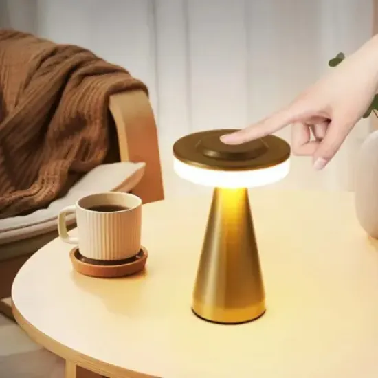 LED Dokunmatik Masa Lambası  resmi