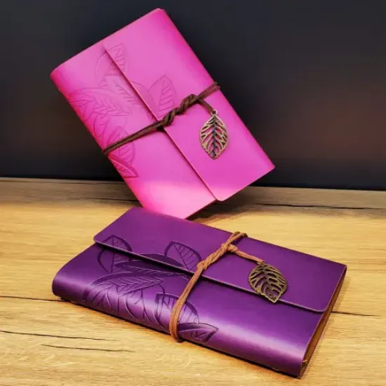 Deri Yaprak Desenli Çizgisiz Defter  resmi