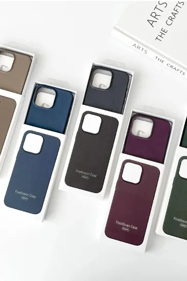 Newface iPhone 15 Pro Max Kılıf Karen Magsafe Kapak - Siyah resmi
