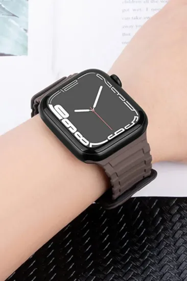 Newface Apple Watch Ultra 49mm Mountain Kordon - Siyah-Turuncu resmi